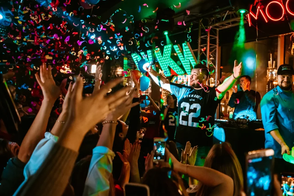 Жалаңаш өзбек әйелінің видеосы